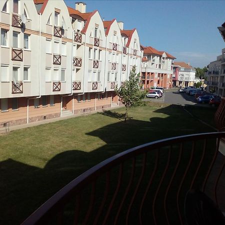 Gobe Apartman Hajdúszoboszló Buitenkant foto
