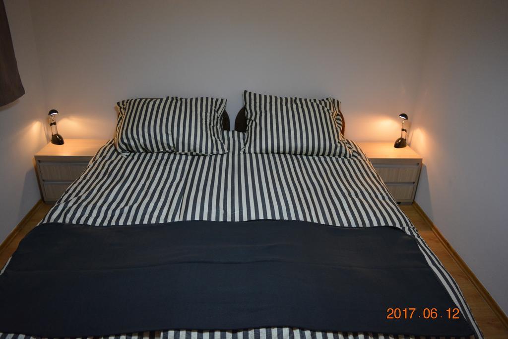 Gobe Apartman Hajdúszoboszló Buitenkant foto